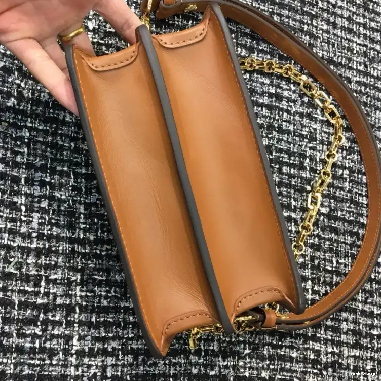 Fashionrepsfam ru LV 19B570343 Bags 0820